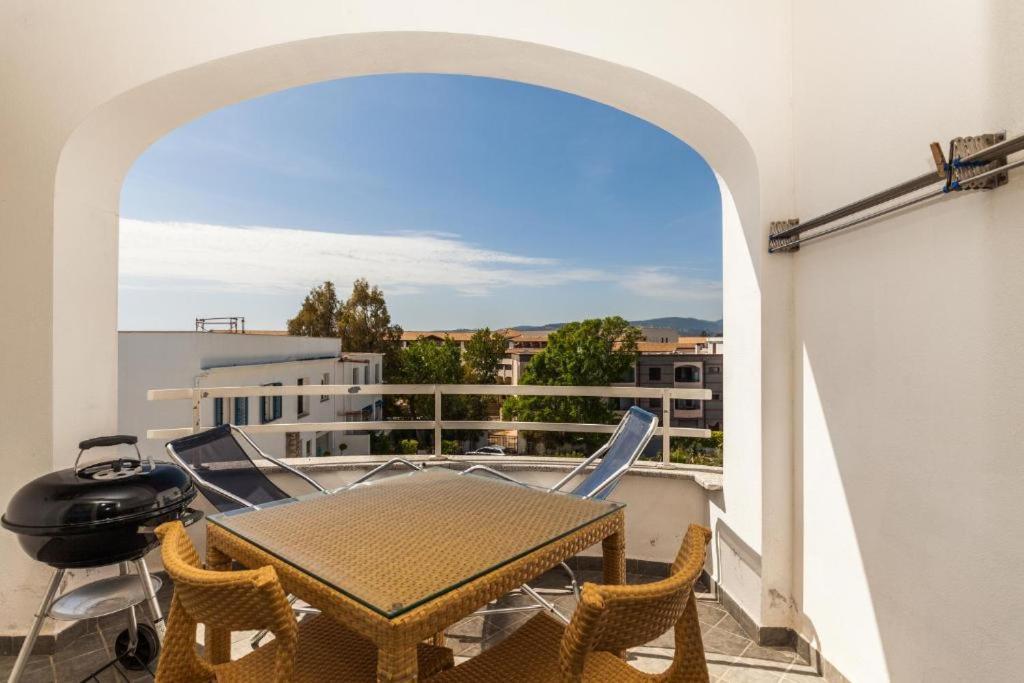 Hotel Residence Hibiscus ลากาเลตตา ภายนอก รูปภาพ